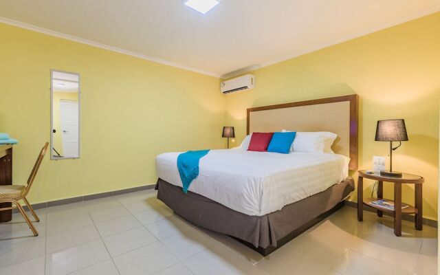 Rooi Santo Residence