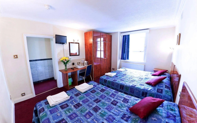 Whiteleaf Hotel