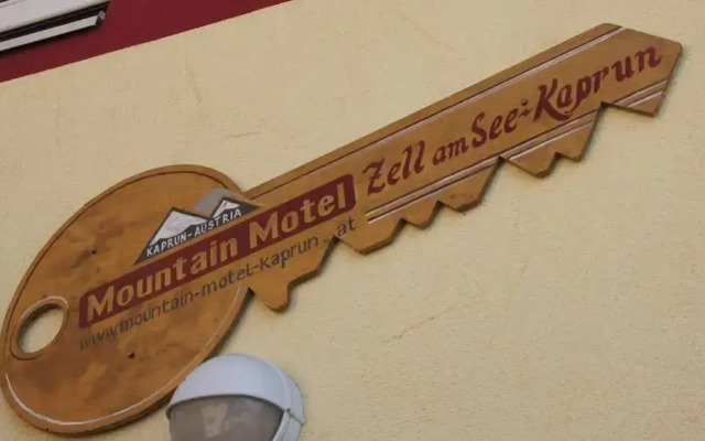 Mountain Motel