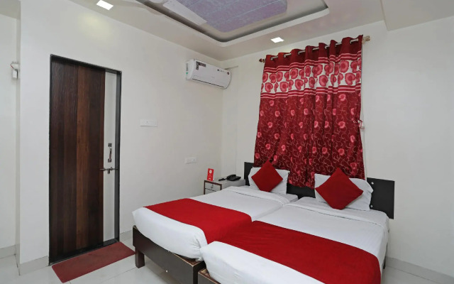 OYO 9194 Hotel Galaxy Apartments