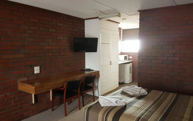 Mid City Plantation Motel