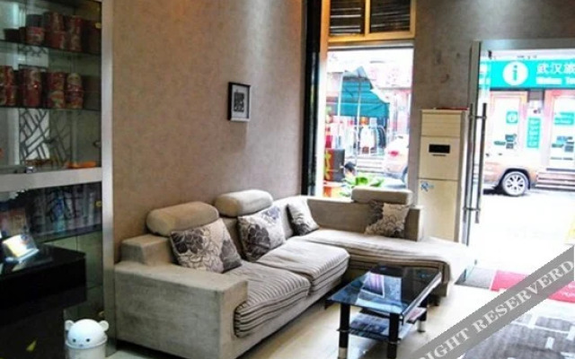 Lijin Hotel (Wuhan Huanghelou Hubu Alley)