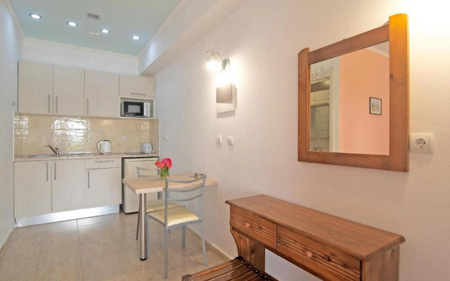 Alluring apartment in Mpenitses with shared pool