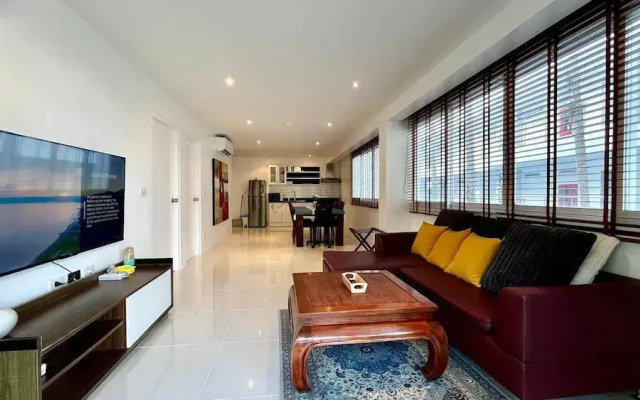 B6 1 Bedroom 1 Bath Partial Seaview at Karon
