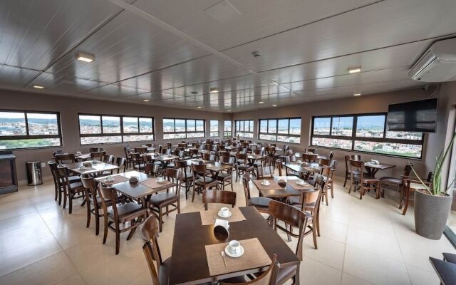 Via Garden Varginha Hotel