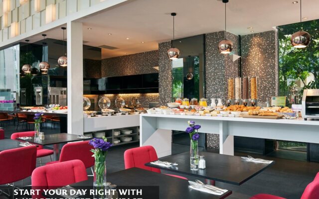 Quincy Hotel Singapore by Far East Hospitality