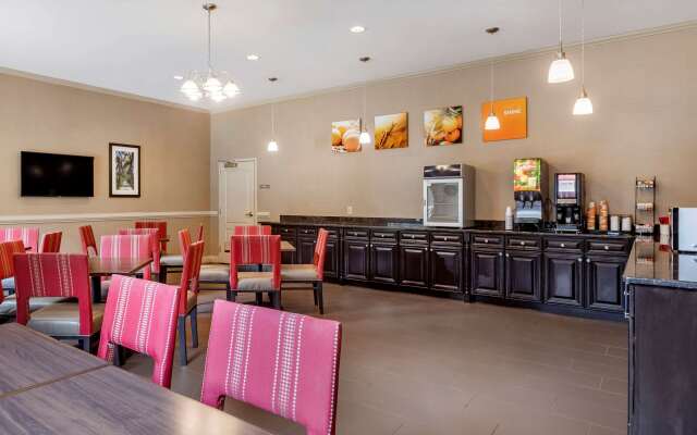 Comfort Inn & Suites Villa Rica