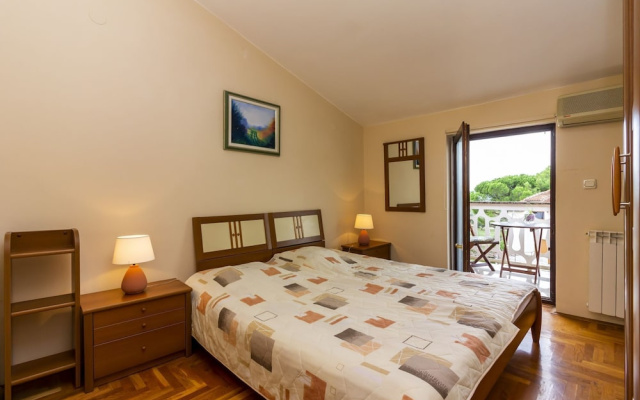 Apartments Mir