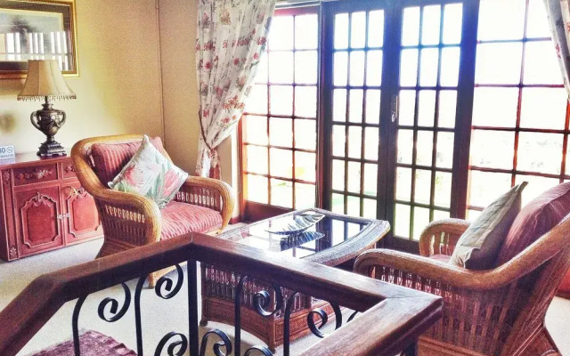 Plattekloof Residence | Island Letting