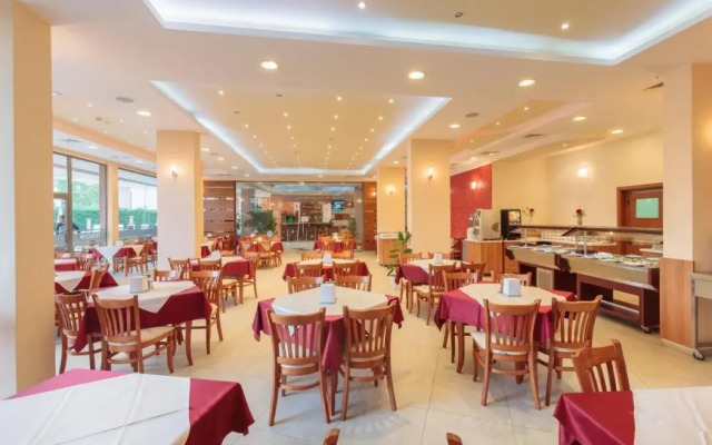 Hotel RIAGOR