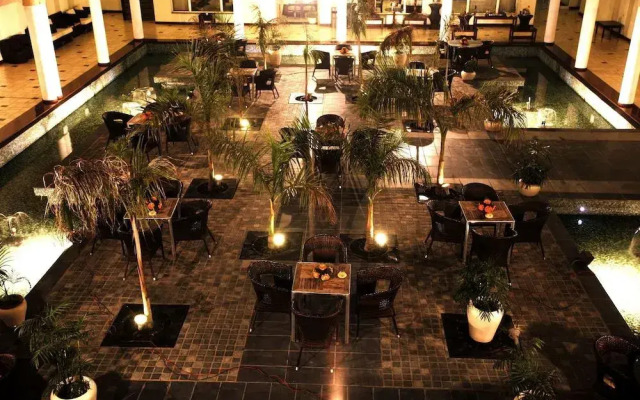 TreeHouse Hotel Club & Spa