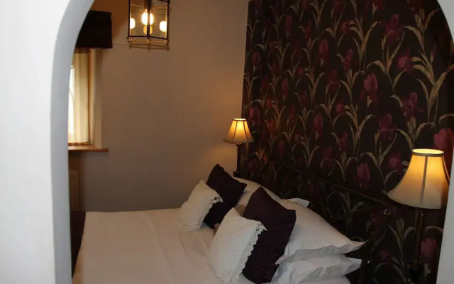 Salty Monk Hotel