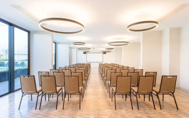 Best Western Le Saint Denis