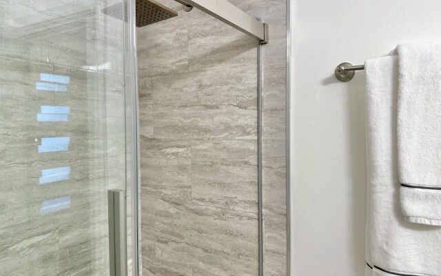 The Josephine Villa by Luxe PGH