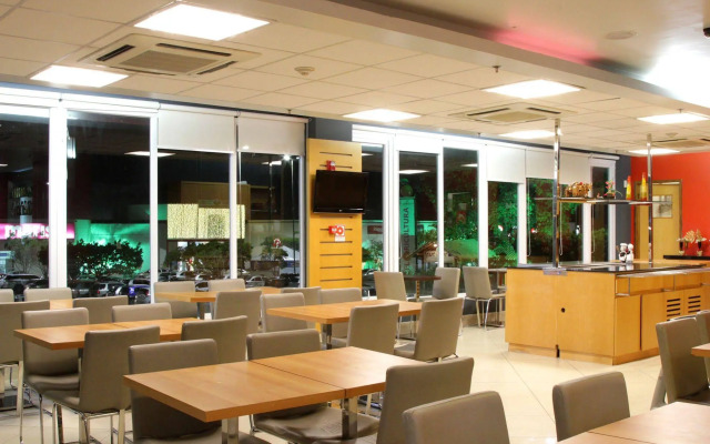 ibis Montes Claros Shopping