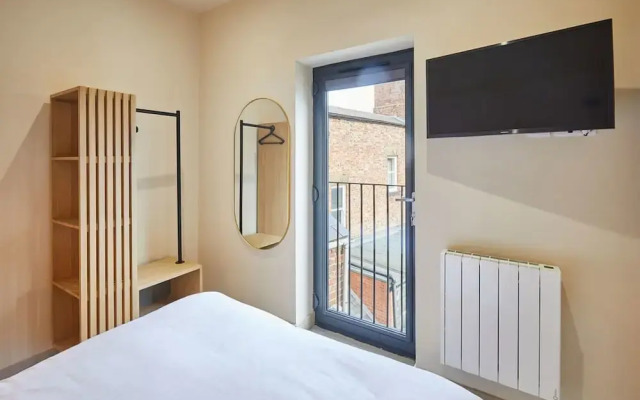 Host Stay No 33