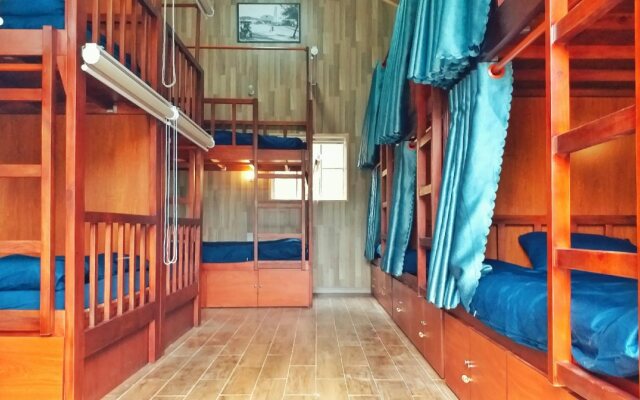 Degree 29 Hostel