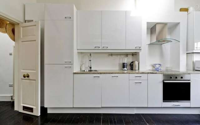 Long Stay Discounts- 1 Bed Bohemian Loft Style Apt