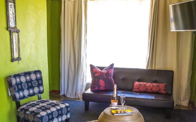 TshiBerry Bed & Breakfast