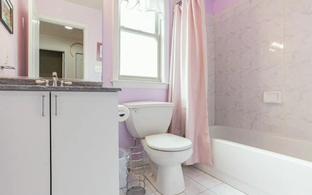 917 S 8th St. · Stylish 3 bedroom home in Bella Vista
