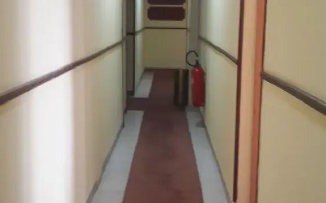 hotel Plazza Inn