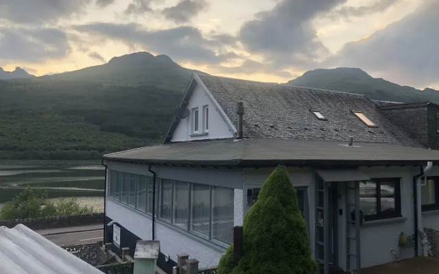 Arrochar Alps and Loch views