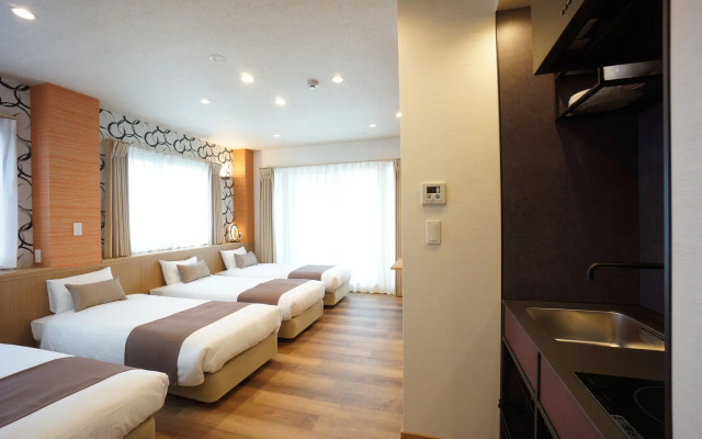 WIRES HOTEL James zaka