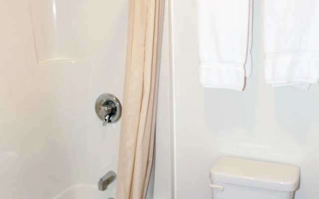 Northern Rockies Lodge