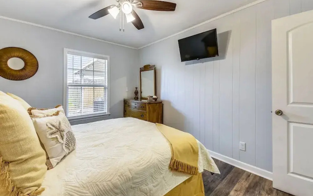 Southern Tranquility by Book That Condo