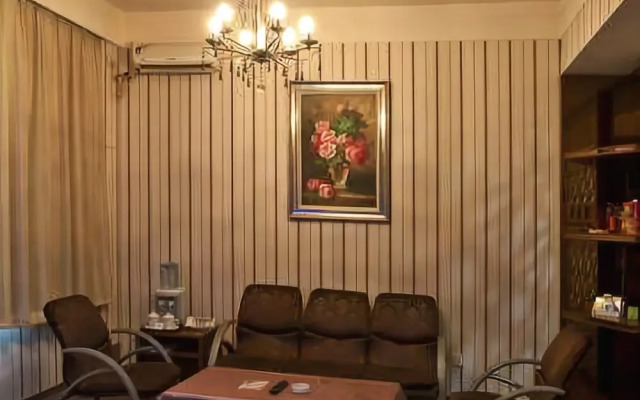 Pai Hotel （Puyang Daqing Road store)