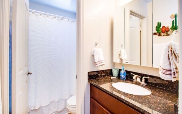 Beautiful Condo in Prime Scottsdale Location!