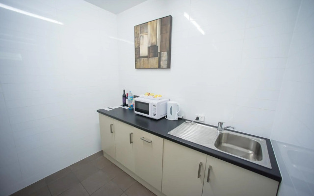 Sfera's Park Suites & Convention Centre