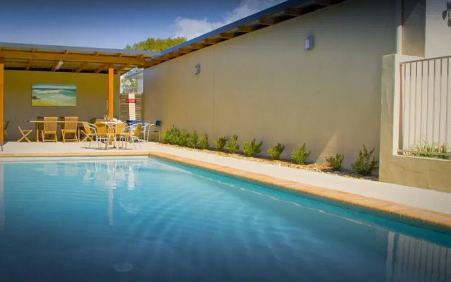 Pottsville Beach Motel