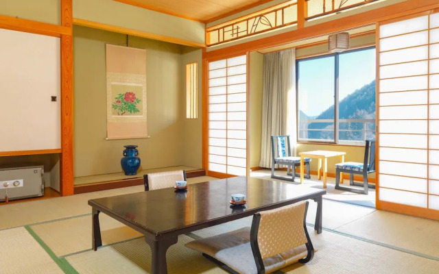 Ooedo Onsen Monogatari Shinshu Kakeyu