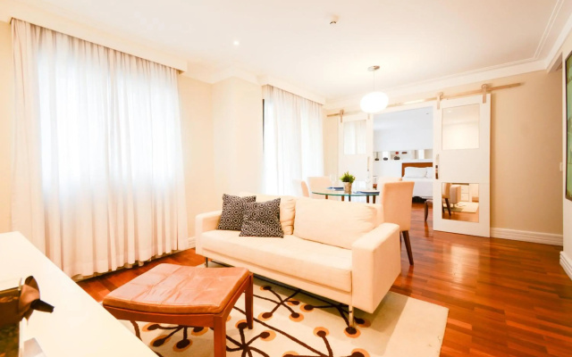 Flat Clarion Apartments by BnbHost