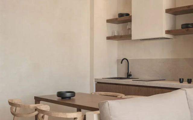 Seven Rocks Suites