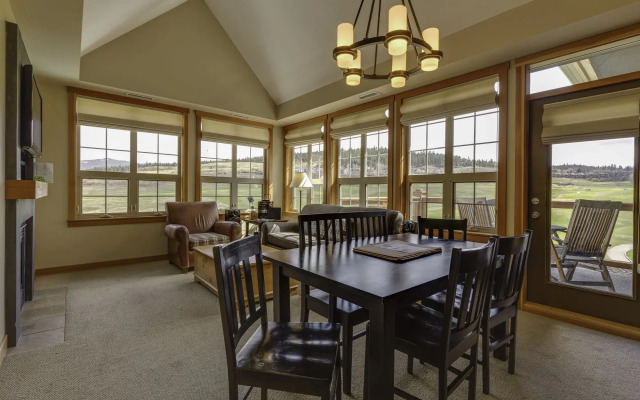 Predator Ridge Resort