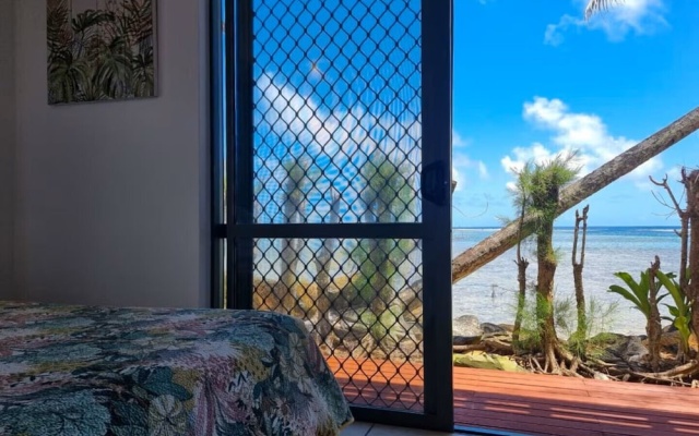 Toreaiva Beachfront Studios