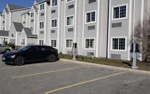 Parry Sound Inn & Suites