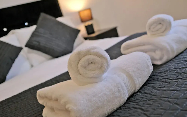 Orange Apartments City