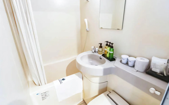 Hotel Livemax Budget Fuji Station