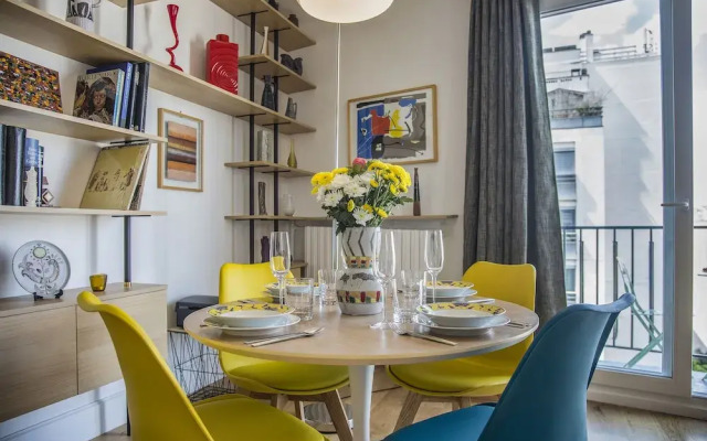 EUROPEA Eiffel Tower View Residence