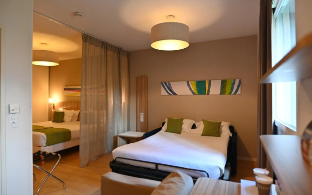 Q7 Lodge Lyon 7
