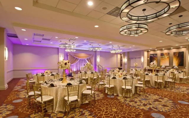 Staybridge Suites Long Beach Airport by IHG