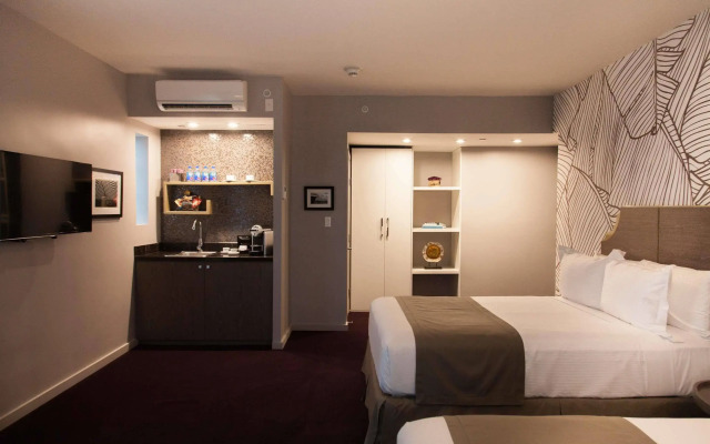 The L Hotel