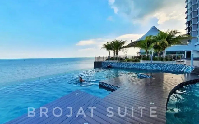 Brojat Suite Family Sea View @ Imperium Residence