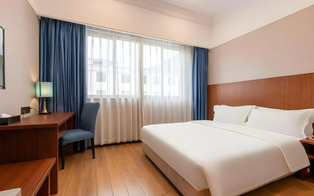 Carrianna Hotel