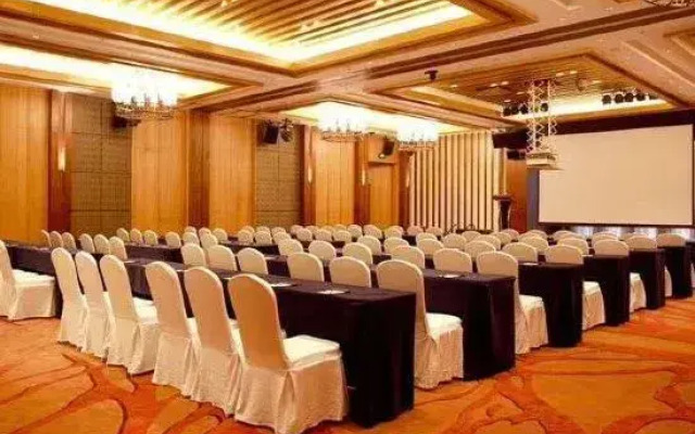 Vanke Songhua Lake Qingshan Snow Hotel