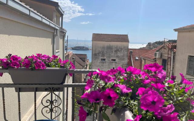 Luxury City Center Apartments Sulenta