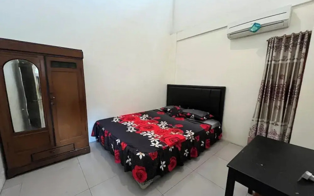 SPOT ON 94634 Homestay Griya Sunarti